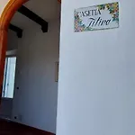 La Piccola Grande Casetta Titina * Lacco Ameno (Isola d'Ischia)